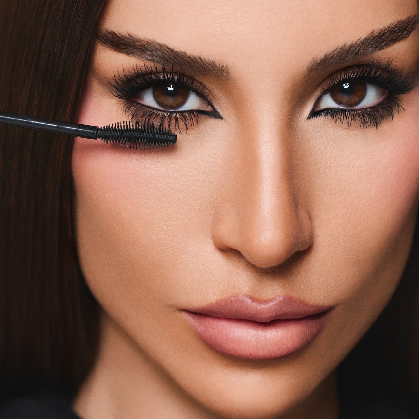 Máscara de Cílios Preta- Boca Rosa - Efeito Volume